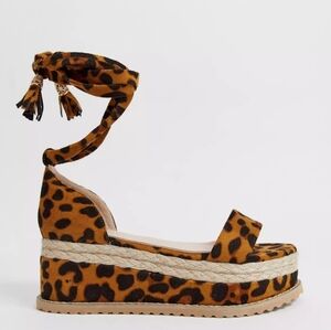 Leopard Faux Suede lace-up platform sandal sz. 7 1/2